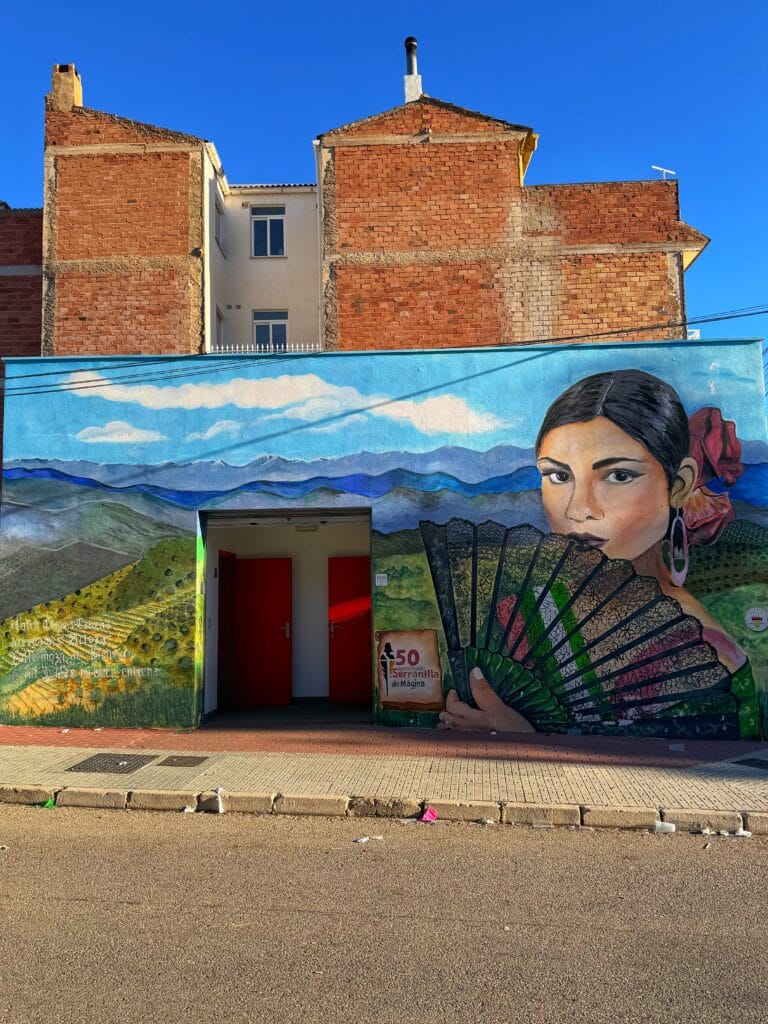 Mural , Huelma uno de los lugares que ver en Huelma